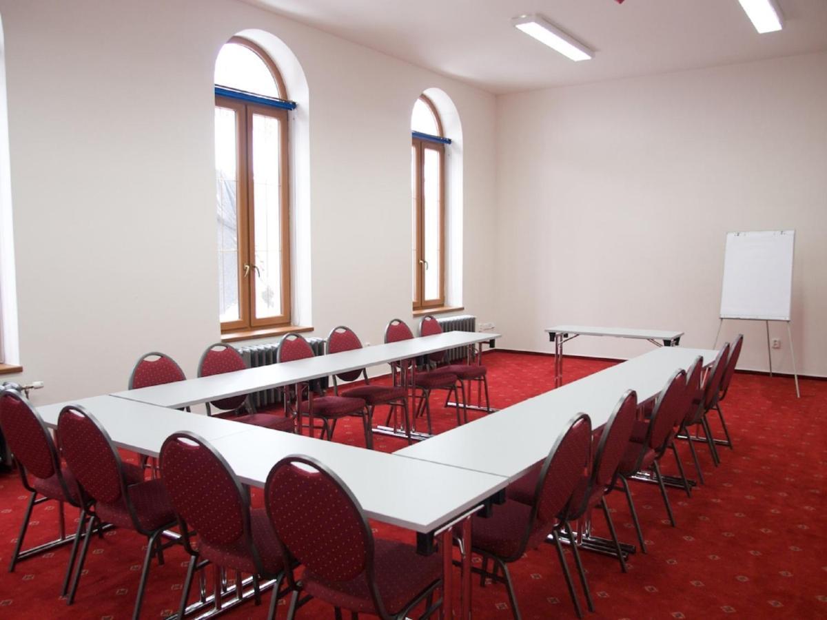 Hotel Vinar - Bed & Breakfast Kurdějov Kültér fotó